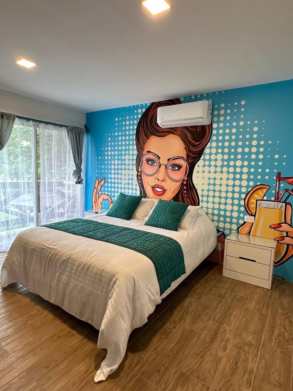 Pop House Hotel Montanita Bagian luar foto