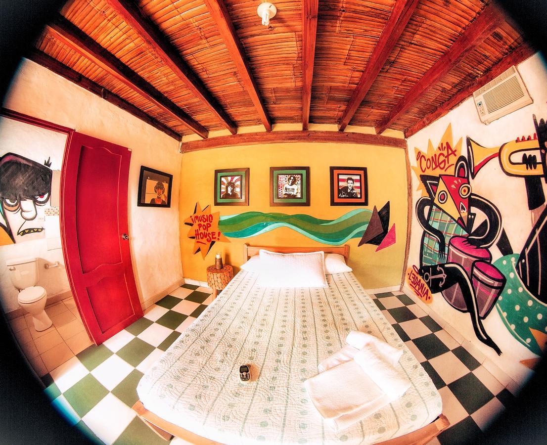 Pop House Hotel Montanita Bagian luar foto