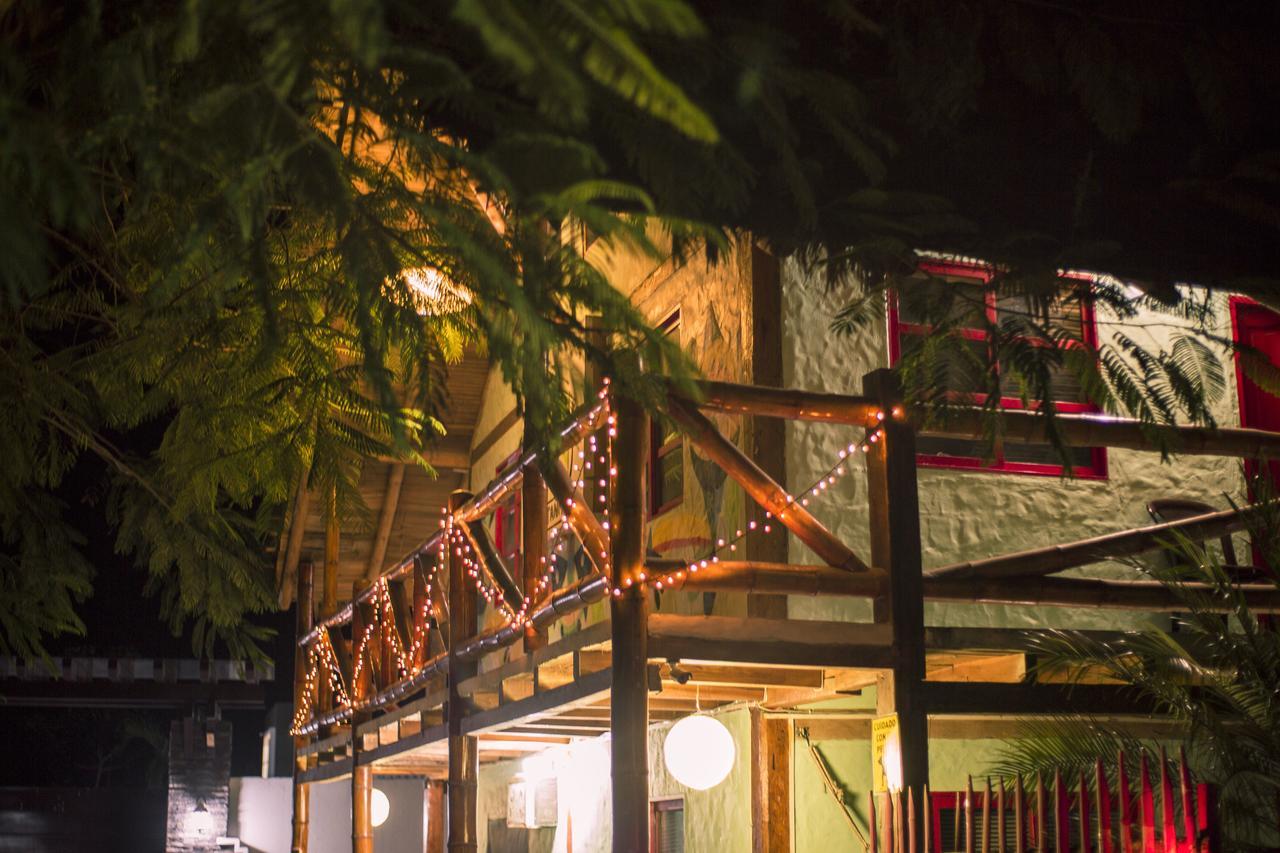 Pop House Hotel Montanita Bagian luar foto